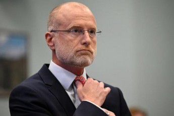 aSS-is-federaluri-komunikaciebis-komisiis-Tavmjdomare-Cveni-pirveli-Sesworeba-Cveni-sityvis-Tavisuflebis-tradicia-icavs-TiTqmis-yvelas-sityvas