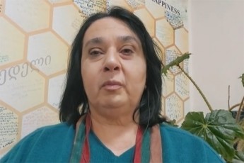 nana-kakabaZe-imis-nacvlad-rom-opozicia-qarTvel-xalxSi-eZiebdes-Zalauflebas-darbian-sazRvargareT-da-TavianT-mepatroneebs-exvewebian-mxari-dauWiron-xelisuflebis-mSvidobian-damxobaSi