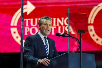 pit-hegsetiCarli-omobda-oRond-ara-iaraRiT-aramed-mikrofoniT-Tavisi-gonebiTa-da-WeSmaritebiT---Carli-kirki-iyo-mebrZoli-qveynisTvis-mebrZoli-qristesTvis