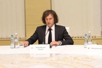 irakli-kobaxiZe-istoriuli-Zeglebis-ganaxleba-aris-dedaqalaqis-meriis-programis-erT-erTi-umniSvnelovanesi-nawili-da-erovnuli-sasaxlis-reabilitaciac-aris-am-mniSvnelovani-programis-gagrZeleba