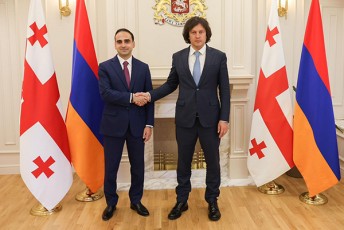 saqarTvelos-premier-ministri-irakli-kobaxiZe-erevnis-mers-tigran-avinians-Sexvda