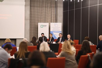 sainformacio-Sexvedra-arCevnebze-registrirebuli-partiebis-da-adgilobrivi-damkvirvebeli-organizaciebis-warmomadgenlebTan