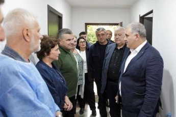 ruxis-respublikuri-saavadmyofo-zugdidis-soflebSi-ufaso-samedicino-aqciebs-marTavs