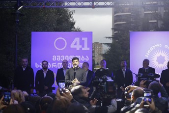 kaxa-kalaZe-Cvens-qveyanas-marTavs-mxolod-da-mxolod-qarTveli-xalxi-da-aravin-sxva---es-unda-gaigos-yvelam-rogorc-qveynis-SigniT-ise-gareT
