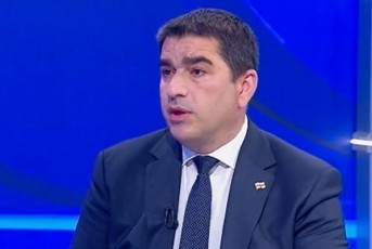 Salva-papuaSvili-es-aris-Cveulebrivi-iaraRi-romliTac-cdilobs-briuseli-zewola-moaxdinos-saqarTvelos-xelisuflebaze-rom-gagvaCumos-Cveni-mTavari-iaraRi-aris-marTali-sityva-da-amis-eSinia-briusels