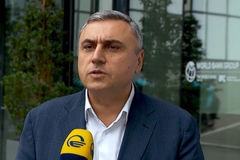 msgavsi-donis-Sexvedrebi-mniSvnelovania-dakavSirebadobis-da-Sua-derefnis-sakiTxebze-poziciebis-daaxloebisTvis