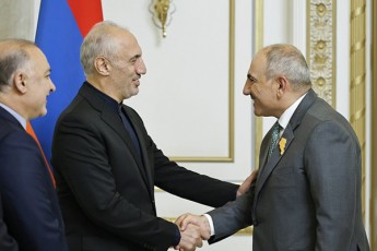 iranis-vice-prezidenti-somxeTSi-Cavida-da-faSinians-Sexvda